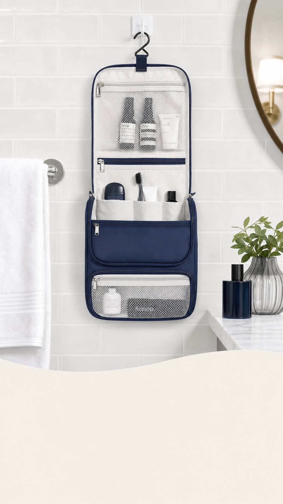 Travel Wash hanging travel toiletry organiser bag – hero shot
